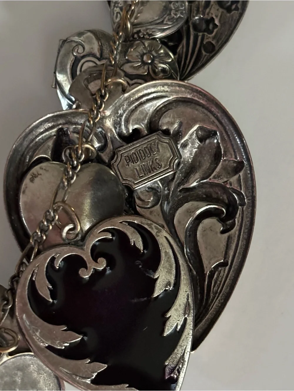 Vintage Pididdly Links Silver Heart Charm Locket Statement Necklace 24”